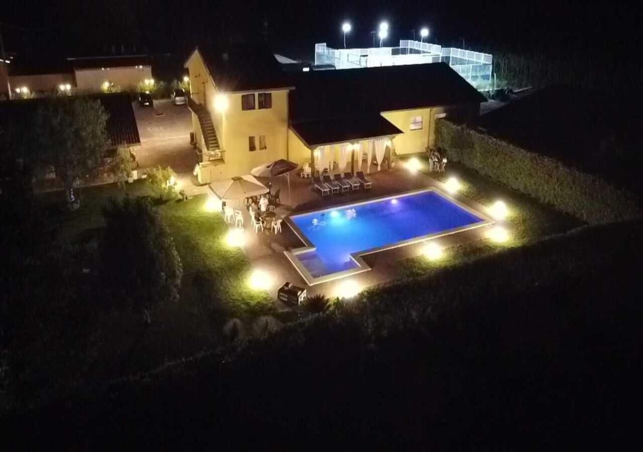 Agriturismo Casa Chiara Латина Екстер'єр фото