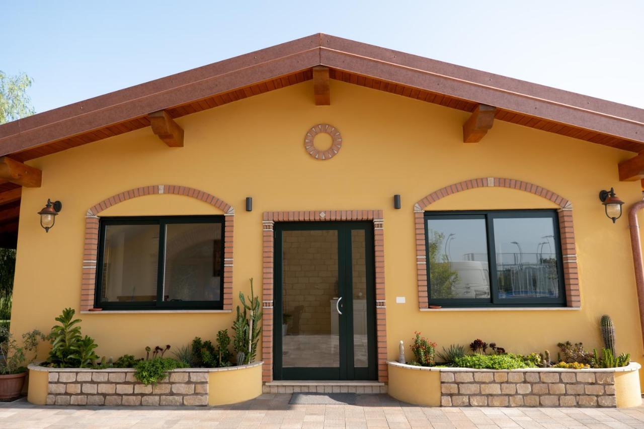 Agriturismo Casa Chiara Латина Екстер'єр фото