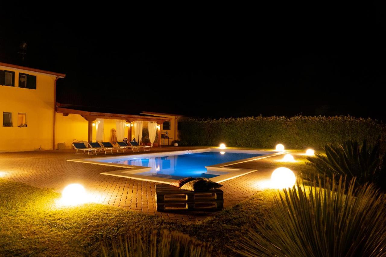 Agriturismo Casa Chiara Латина Екстер'єр фото