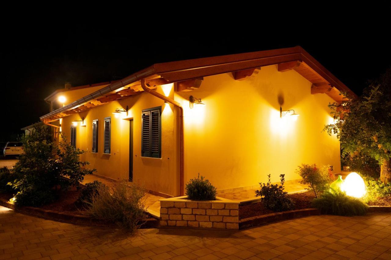 Agriturismo Casa Chiara Латина Екстер'єр фото